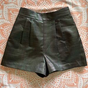 Hutch Anthropologie Textured Black/Metallic shorts, side pockets Size Small